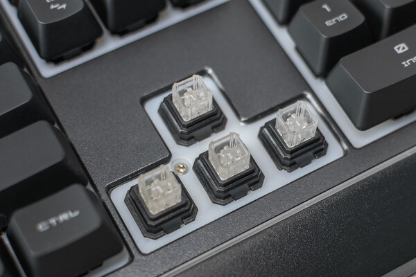 Геймерский набор: обзор MSI Vigor GK30 Combo