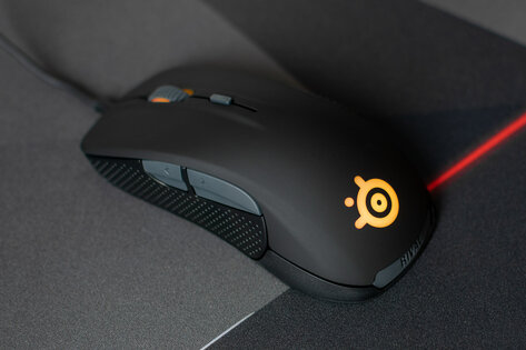 Гость из среднего сегмента: обзор SteelSeries Rival 300S