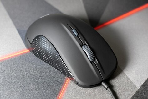 Гость из среднего сегмента: обзор SteelSeries Rival 300S