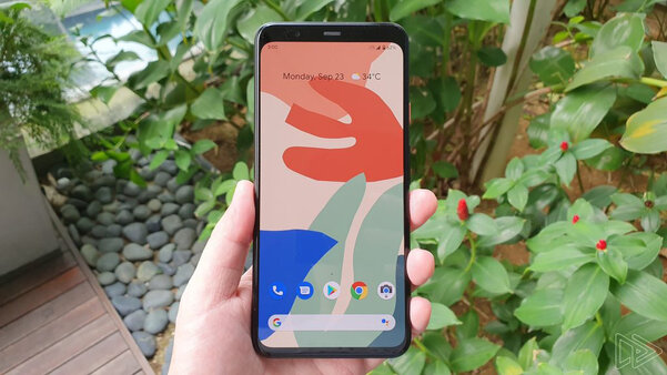 Первый взгляд на Google Pixel 4 XL: топовая камера и неоднозначный дизайн