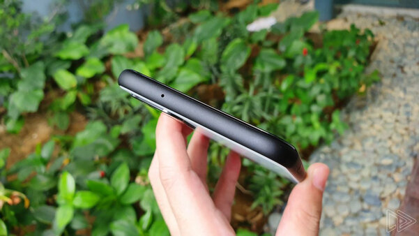 Первый взгляд на Google Pixel 4 XL: топовая камера и неоднозначный дизайн
