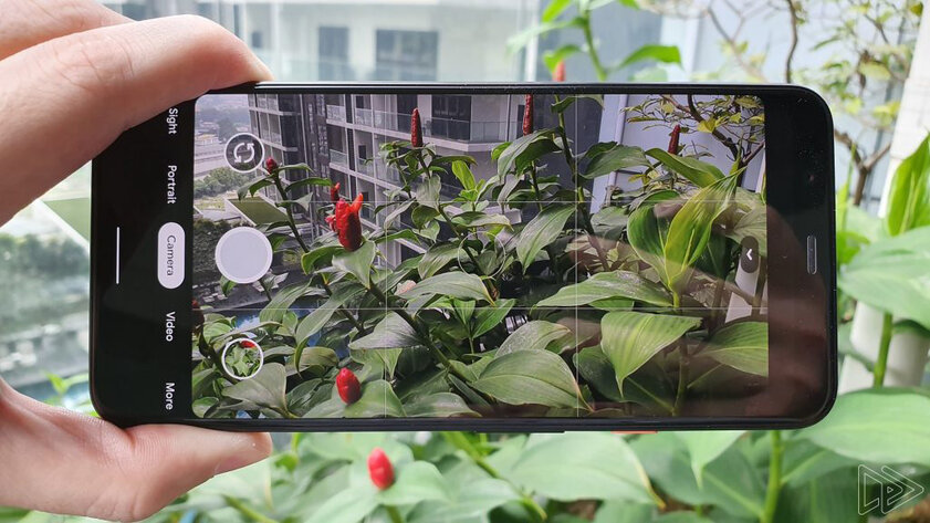 Первый взгляд на Google Pixel 4 XL: топовая камера и неоднозначный дизайн