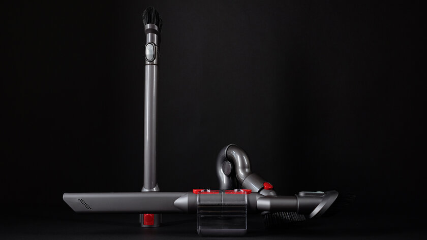Большая мощность, дисплей и новая насадка: Обзор Dyson V11 Absolute Pro