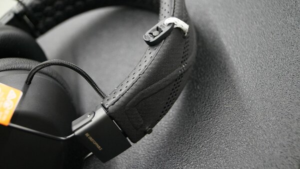 Тест беспроводной гарнитуры Plantronics BackBeat FIT 6100: для спорта и не только