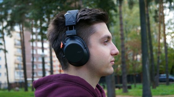 Тест беспроводной гарнитуры Plantronics BackBeat FIT 6100: для спорта и не только