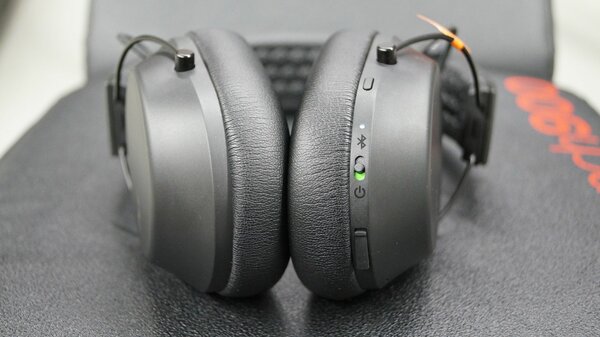 Тест беспроводной гарнитуры Plantronics BackBeat FIT 6100: для спорта и не только