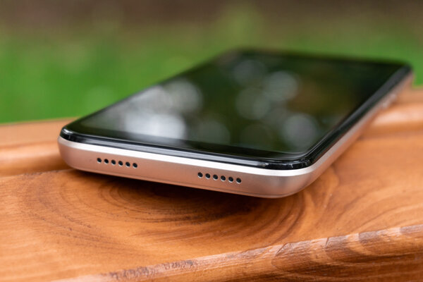 Батарейку заказывали? Обзор BQ Strike Power Max и Strike Power Plus