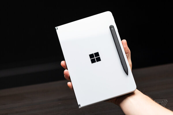 Microsoft представила складные смартфон и планшет — у обоих по два экрана