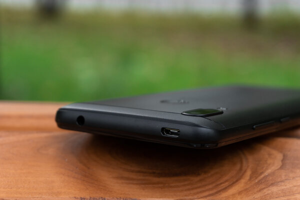 Батарейку заказывали? Обзор BQ Strike Power Max и Strike Power Plus