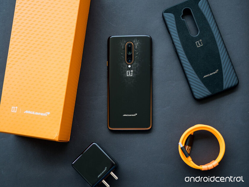 Первый взгляд на OnePlus 7T Pro McLaren Edition: легендарное наследие и ленивое исполнение