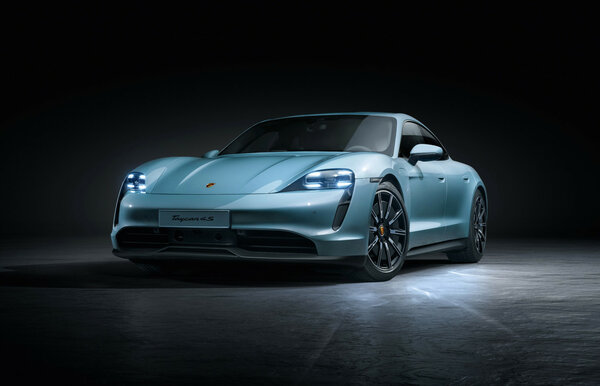 Porsche представила Taycan 4S: электрокар, который мы заслужили