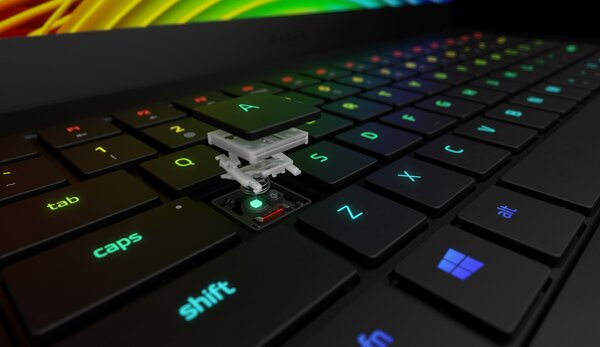 Razer Blade 15 Advanced — первый в мире ноутбук с оптической клавиатурой