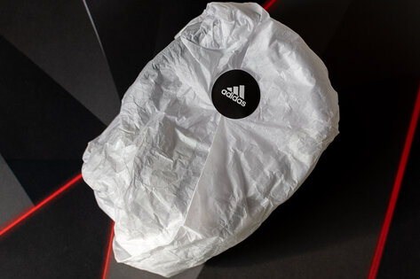 Спортивный эталон: обзор наушников Adidas RPT-01