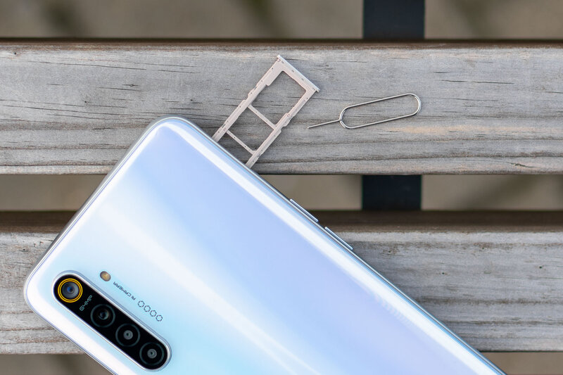 Вызов в среднем сегменте: обзор Realme XT