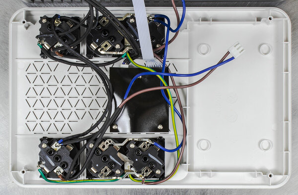 Обзор источников бесперебойного питания Legrand KEOR MULTIPLUG 800VA и SP 2000 ВА IEC
