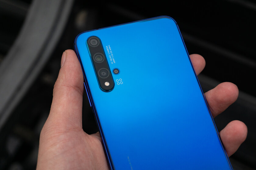 Обзор Huawei Nova 5T: очередной HONOR или что-то новое?