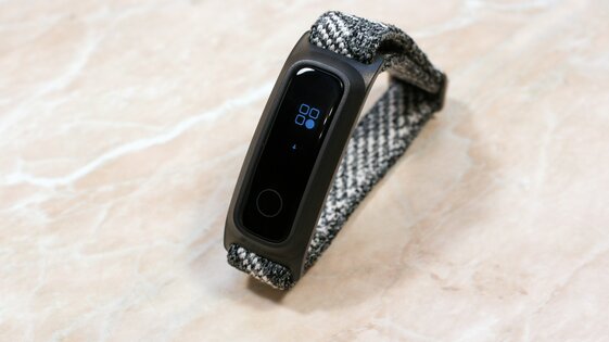 Спортивный комплект: обзор браслета HONOR Band 5 Sport и наушников HONOR Sport PRO