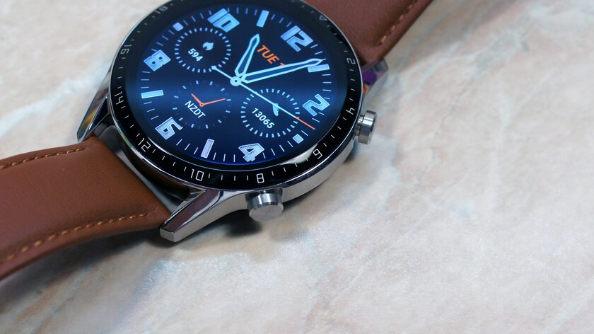 Обзор Huawei Watch GT 2: для влюбленных в классику