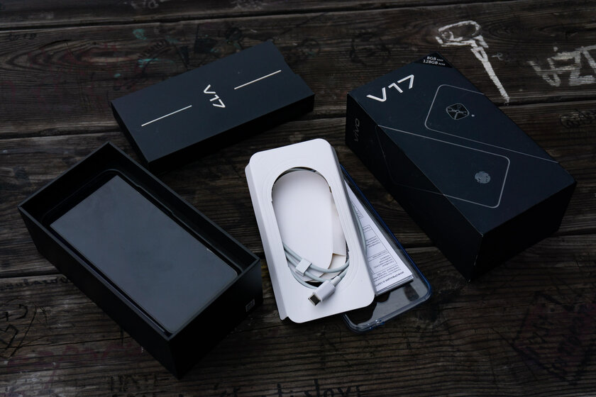 Тест Vivo V17: бунтарь среди смартфонов