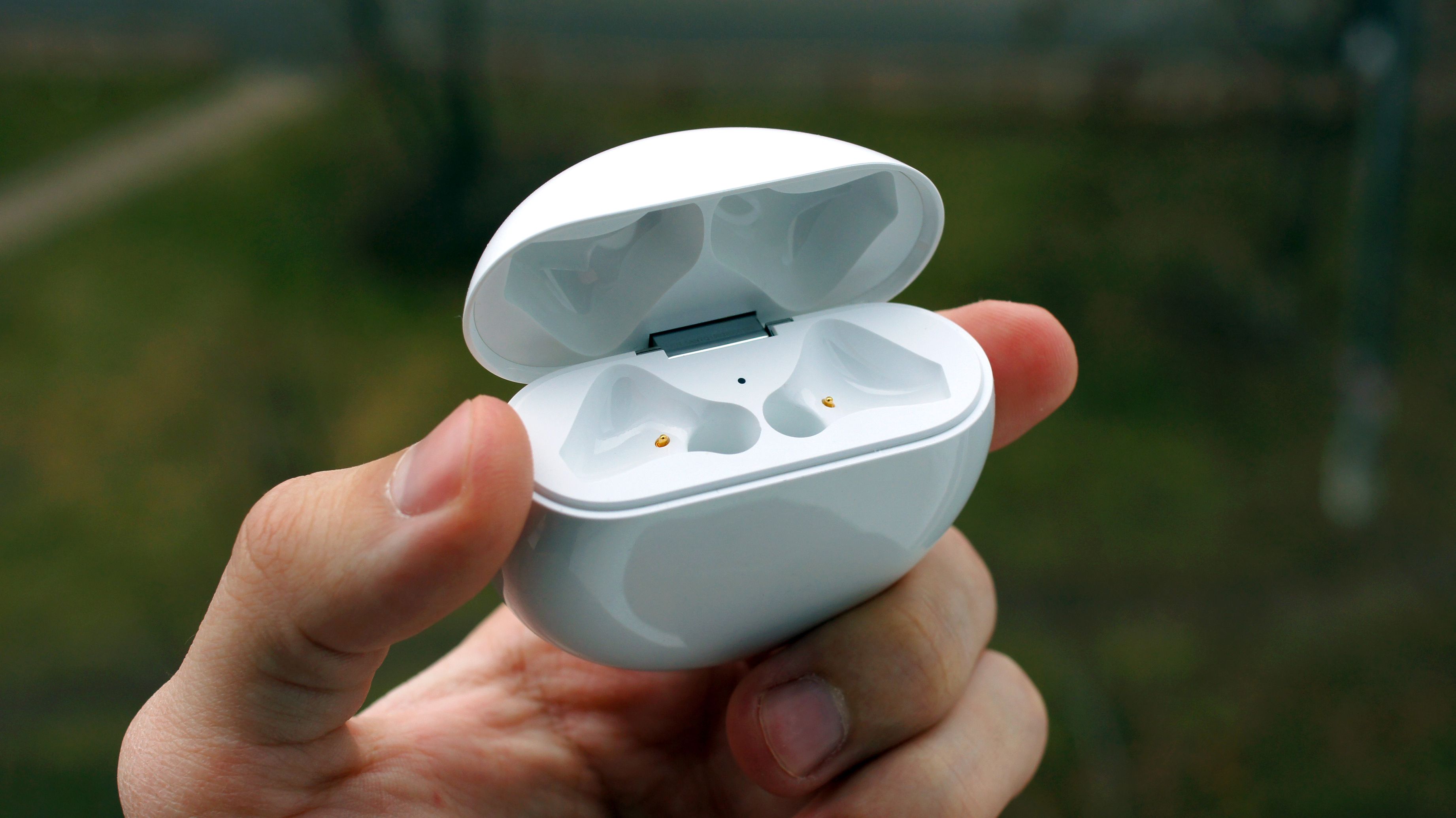 Обзор беспроводных наушников FreeBuds 3: действительно круче AirPods?