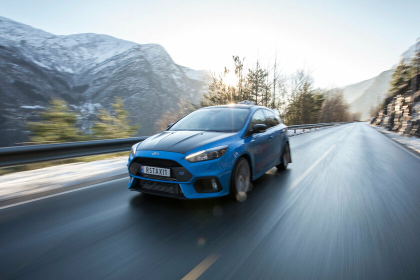 Горячий хетчбэк Focus RS тоже станет гибридным уже в 2021 году