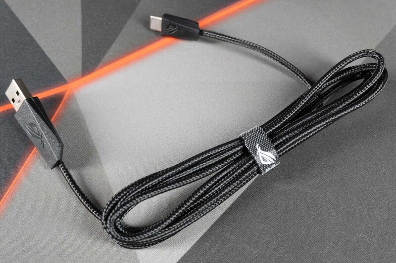 Обзор ASUS ROG Chakram: больше, чем просто мышь
