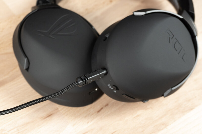 Обзор ASUS ROG Strix Go 2.4: не только для геймеров
