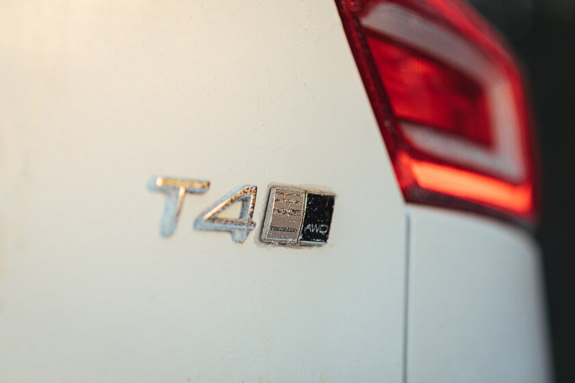 Тест-драйв Volvo XC40 '19. Шведский красавец