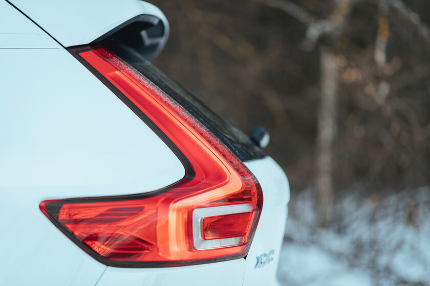Тест-драйв Volvo XC40 '19. Шведский красавец