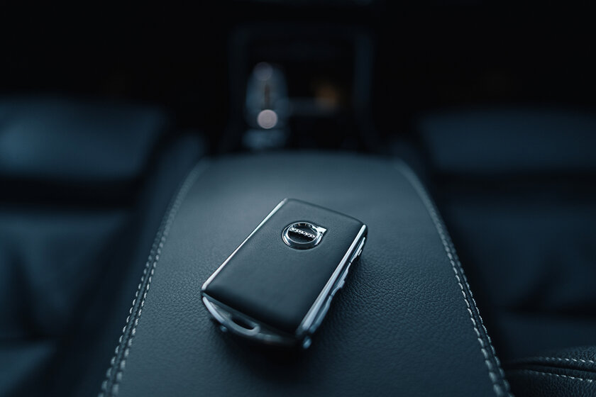 Тест-драйв Volvo XC40 '19. Шведский красавец