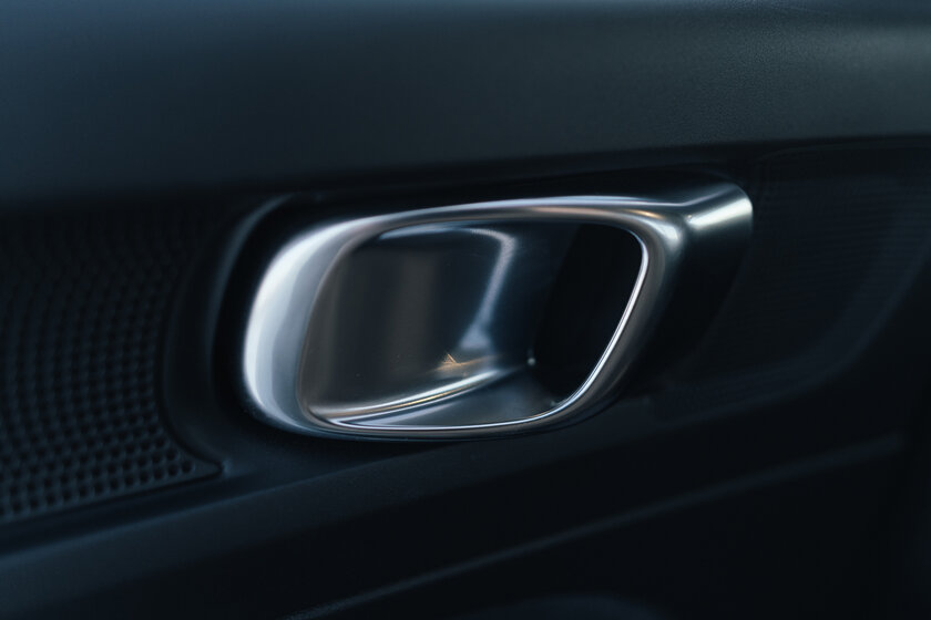 Тест-драйв Volvo XC40 '19. Шведский красавец