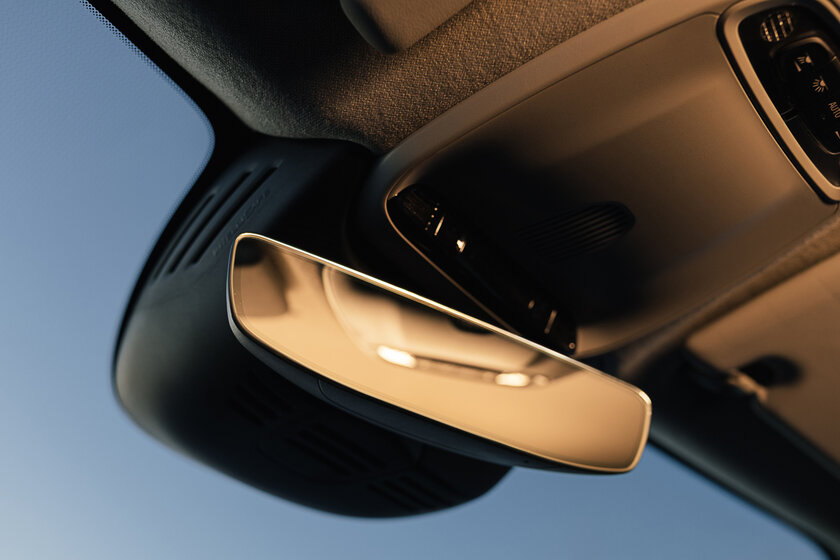 Тест-драйв Volvo XC40 '19. Шведский красавец