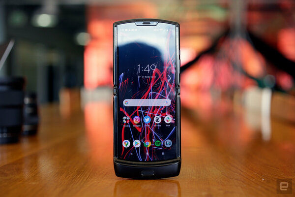Обзор Motorola RAZR: дань моде, а не настоящий флагман