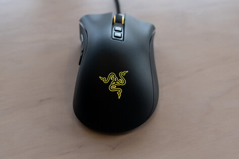 Обзор Razer DeathAdder V2: новое железо для асимметричной легенды