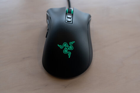Обзор Razer DeathAdder V2: новое железо для асимметричной легенды