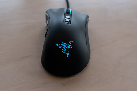 Обзор Razer DeathAdder V2: новое железо для асимметричной легенды