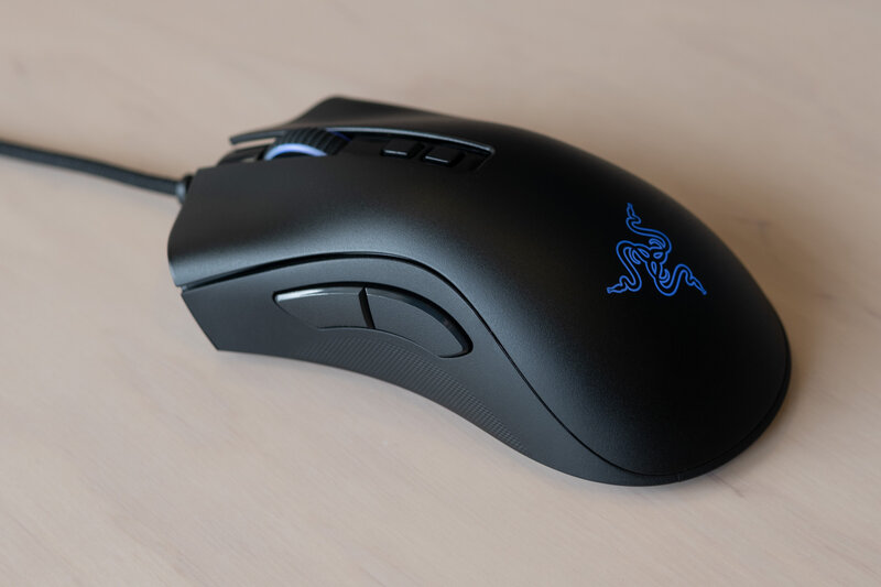 Обзор Razer DeathAdder V2: новое железо для асимметричной легенды