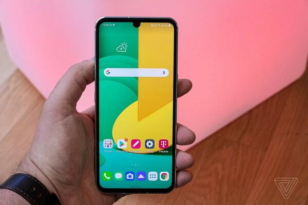 LG представила V60 ThinQ — скучный флагманский смартфон без инноваций