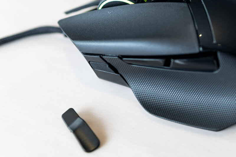 Обзор Razer Basilisk V2: знакомая форма с новым наполнением