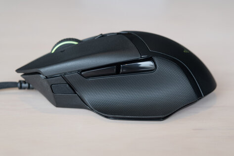 Обзор Razer Basilisk V2: знакомая форма с новым наполнением