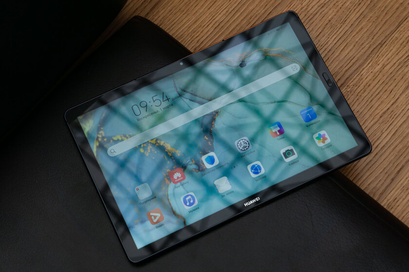 Обзор Huawei MediaPad M6 10.8: действительно конкурент бюджетному iPad?