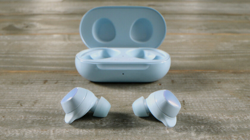 Galaxy Buds+ уже доступны в России