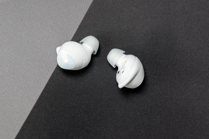 Обзор Samsung Galaxy Buds+: полезное обновление