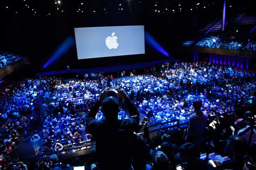 WWDC и другие выставки переносят в онлайн: чем это чревато