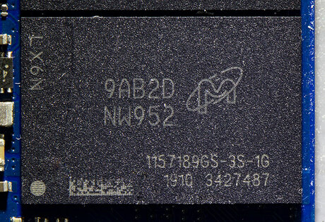 Универсальный, не горячий: Kingston A2000 1 Тбайт