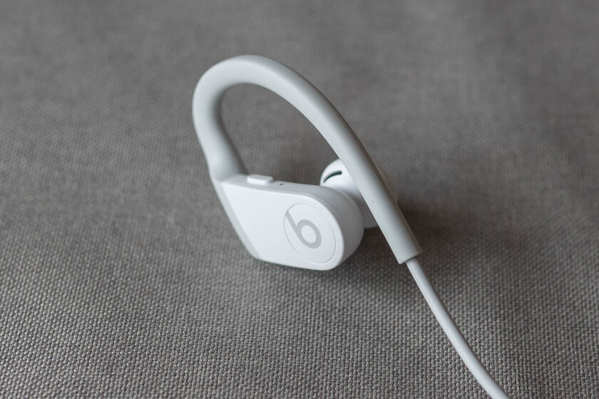 Обзор Powerbeats: снова беспроводные
