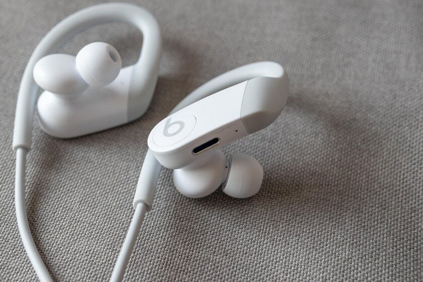 Обзор Powerbeats: снова беспроводные