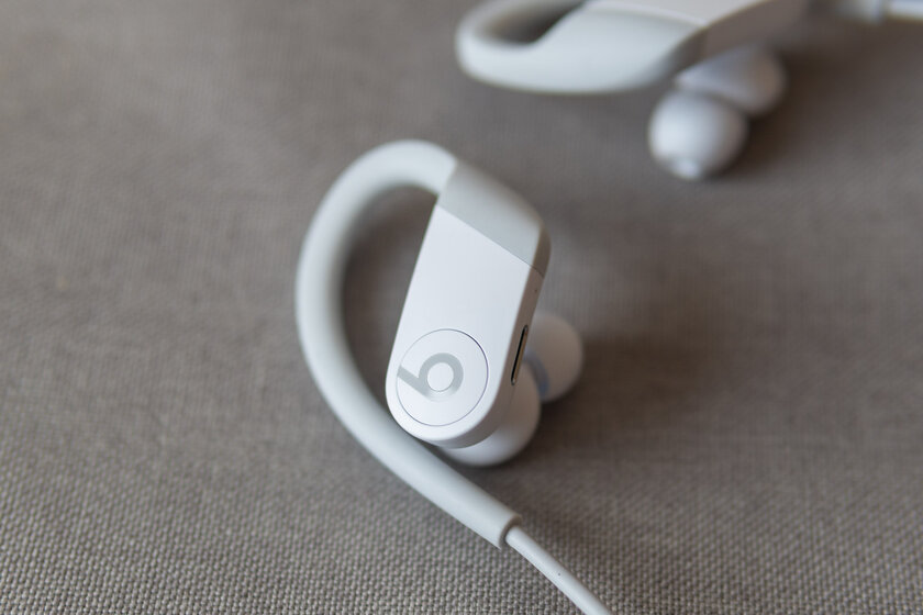 Обзор Powerbeats: снова беспроводные