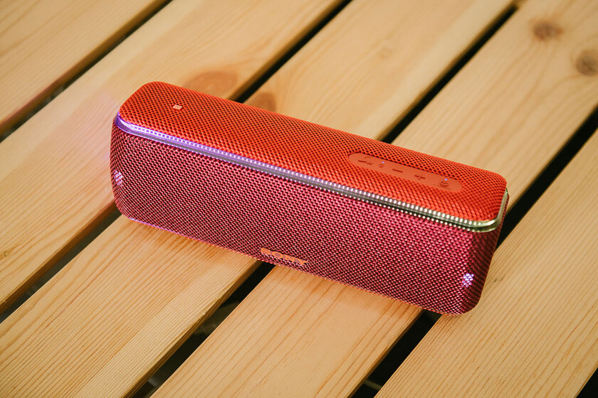 Обзор колонки Sony SRS-XB31: в ожидании вечеринок