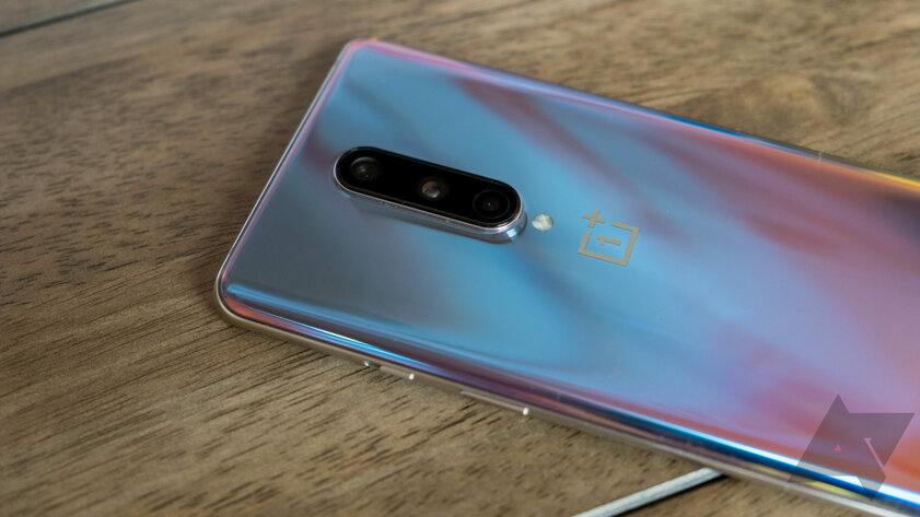 Обзор OnePlus 8: недорогой, красивый, мощный и с 5G